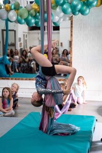 Read more about the article Why should your kids try our circus classes? By Kelly Courtney