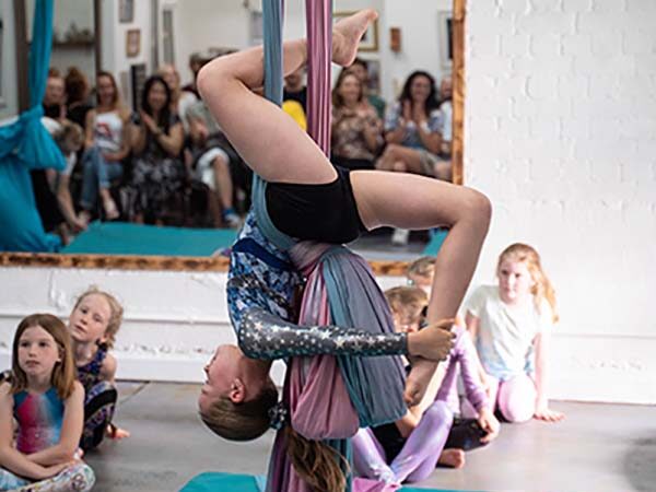 kids class aerial circus bristol