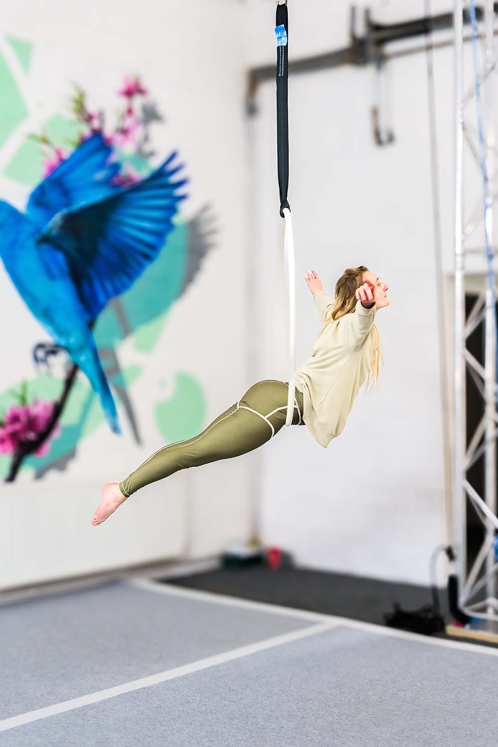 You are currently viewing Beginners Aerial Hoop – What to Expect, What You Don’t Need to Be, and What to Wear